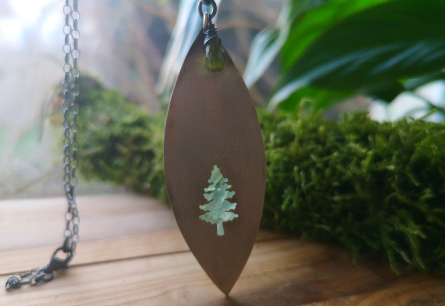 The Bursting Spring Necklace III