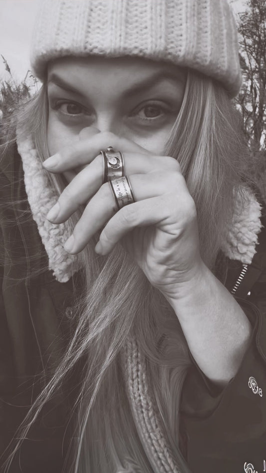 The Talisman Ring- The Light