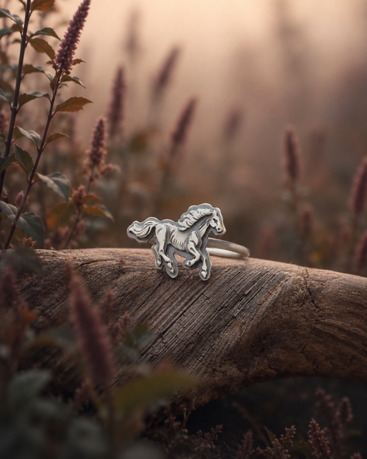 Run Free Ring