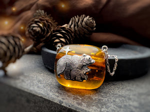 The Mother Bear & North Pole Star - Baltic Amber Necklace