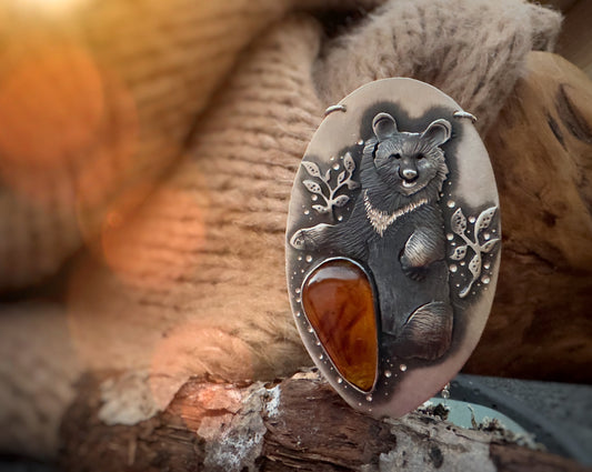 The Formosan Black Bear & Amber