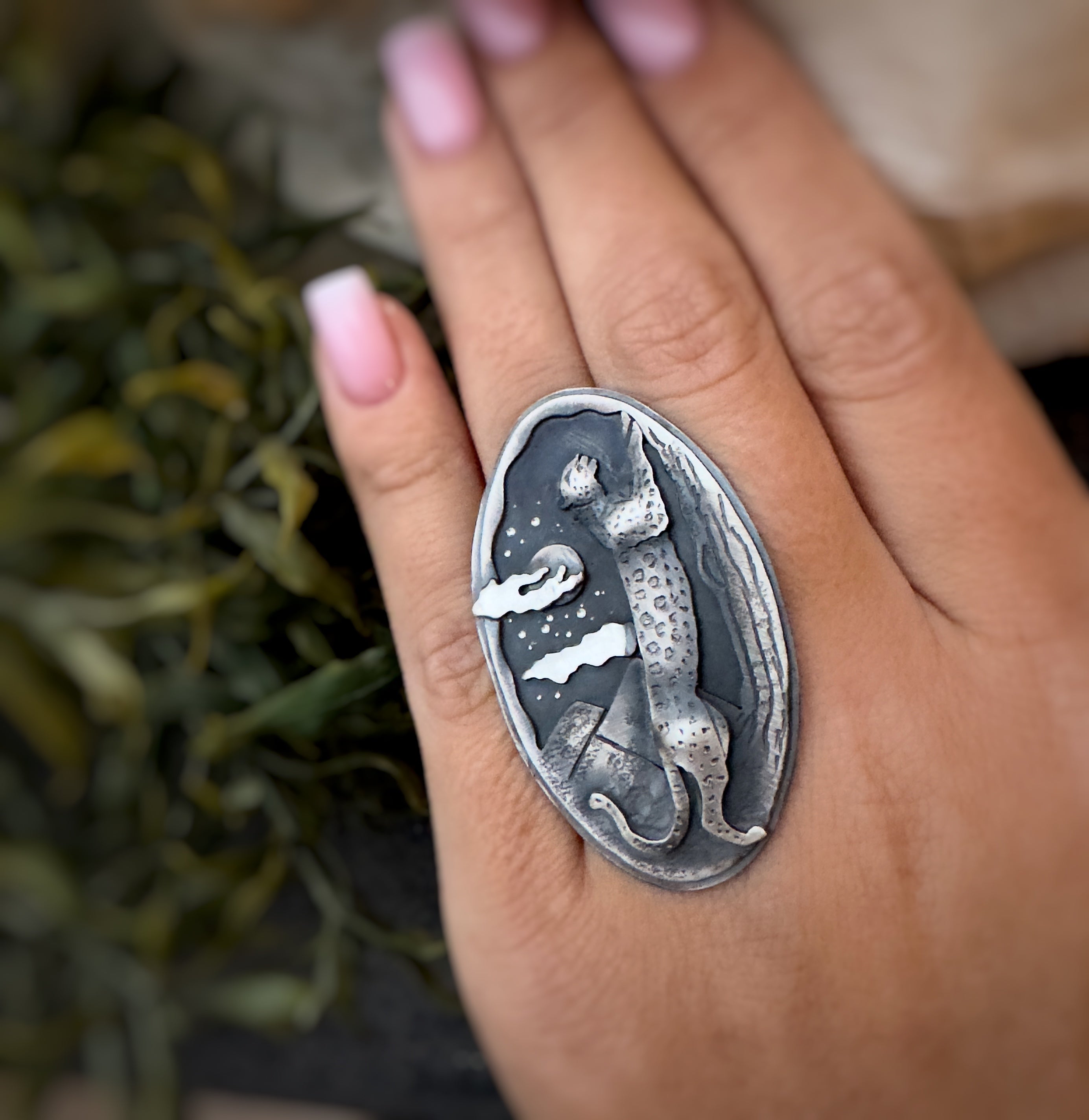 The Cheetah & Full Moon Ring