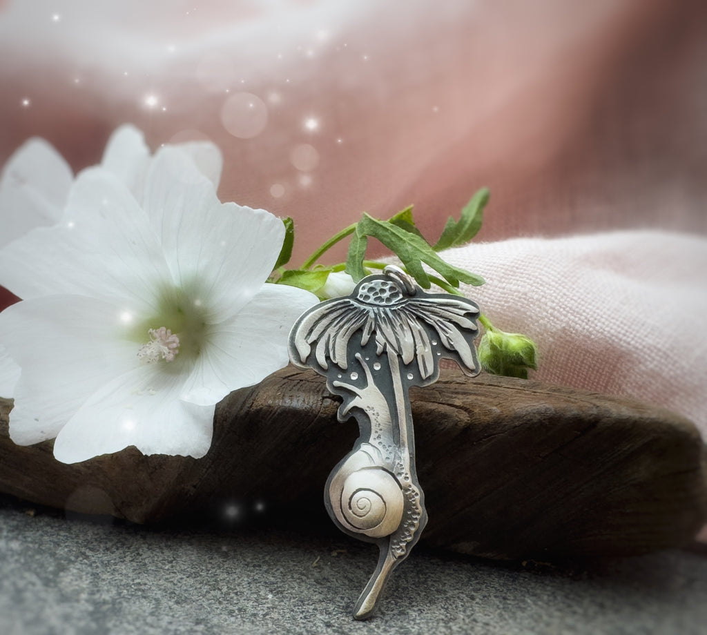 The Meadow Snail Necklace