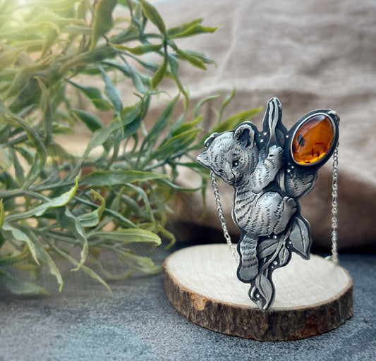 The Climbing Tiger & Amber Necklace