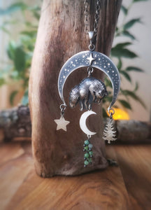 The Spring Forest Necklace - Fox & Chrysoprase Necklace
