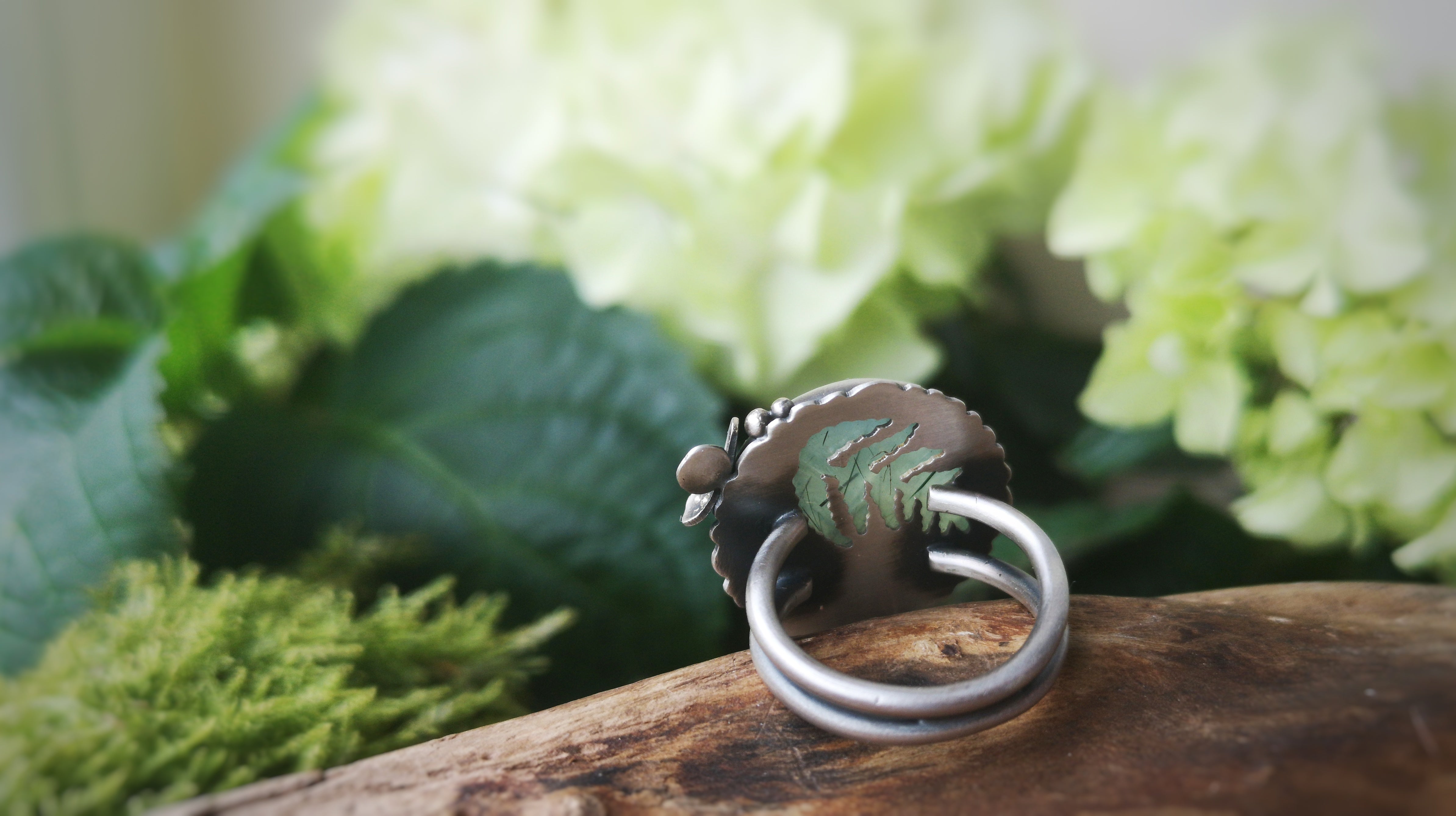 Charming Spring Ring 7.5 US