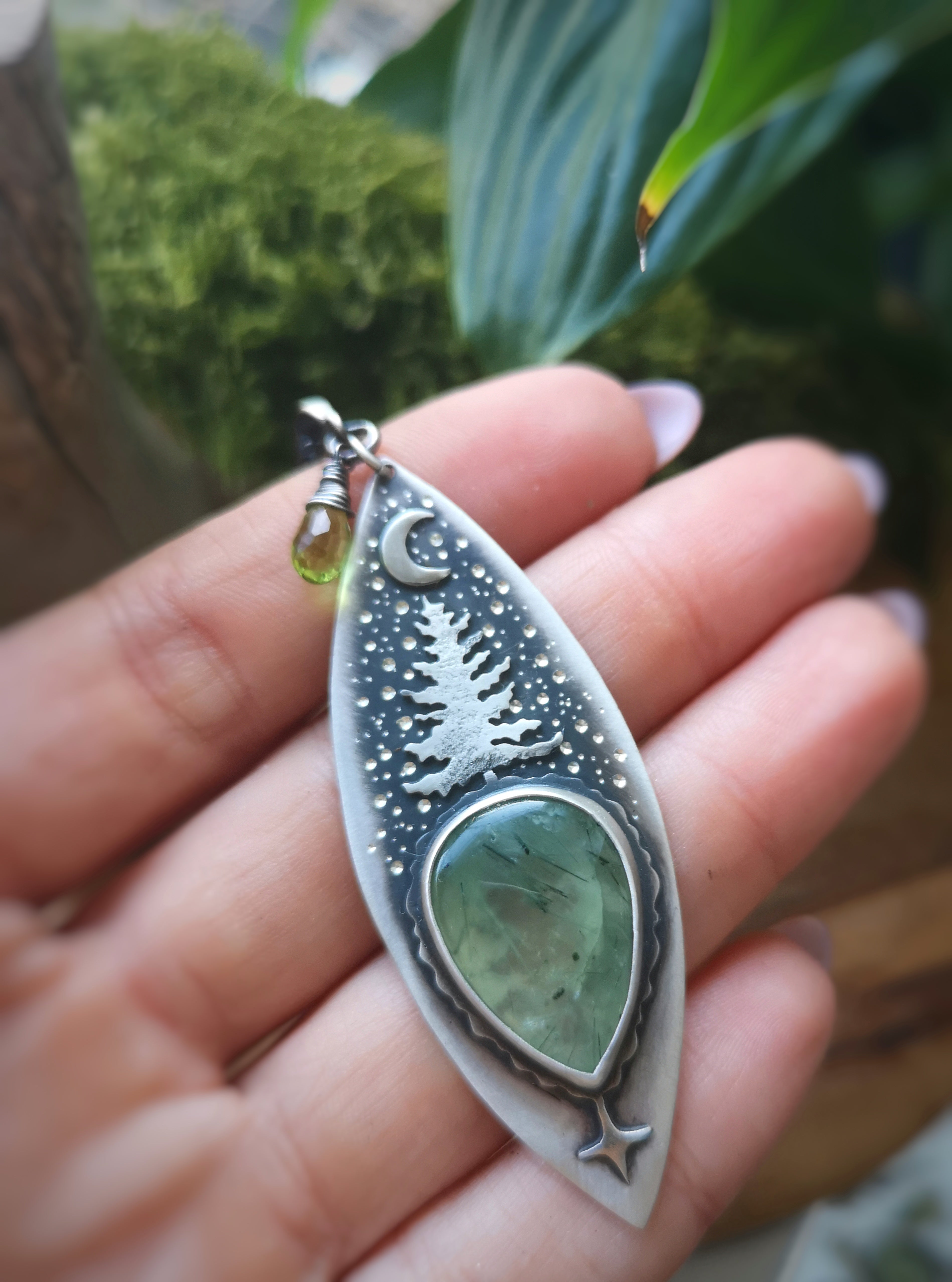 The Bursting Spring Necklace I