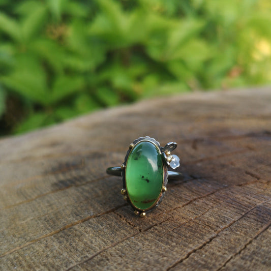 A Summer Night Ring - 22K Gold & Silver Chrysoprase