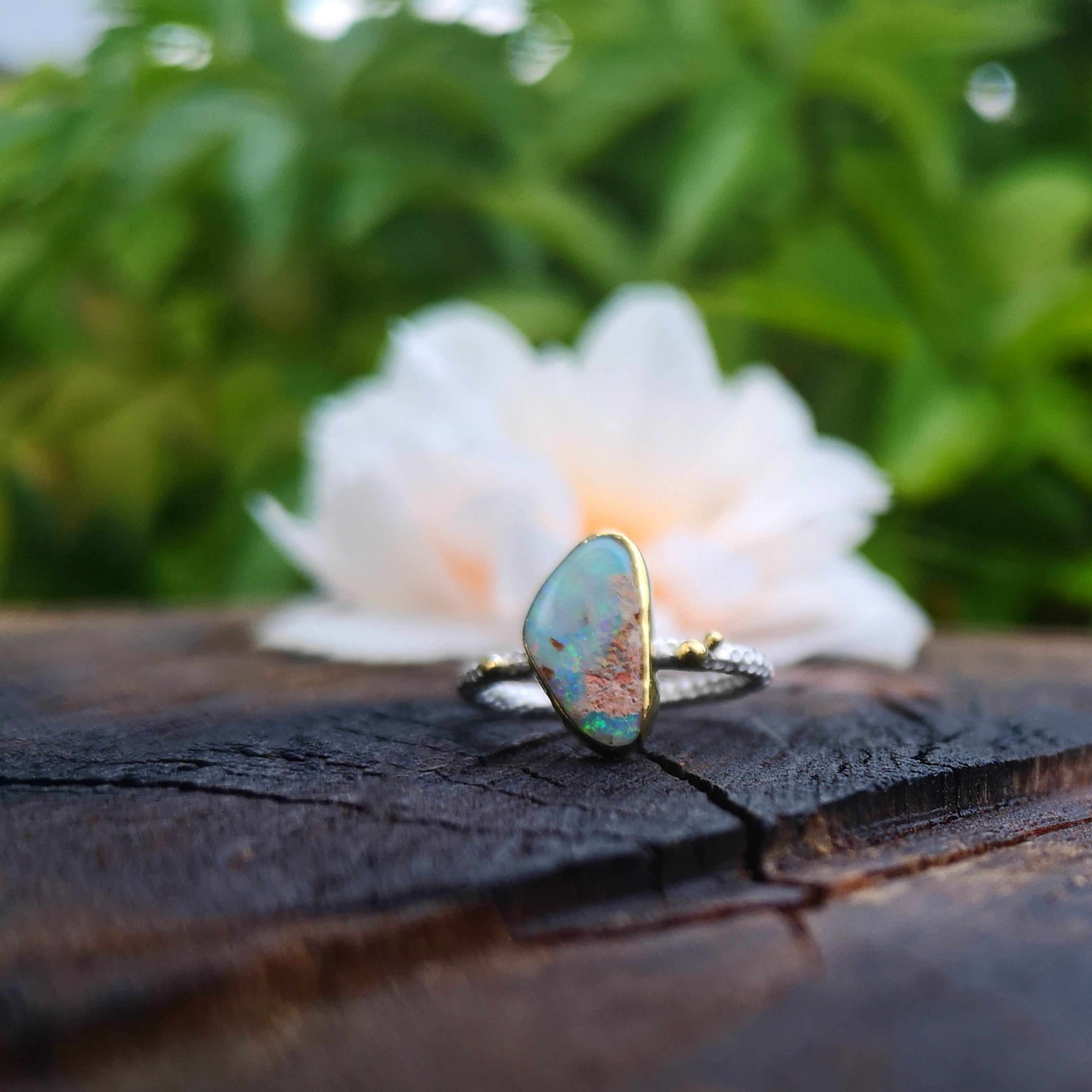 The Wonderland Ring - 22K Gold & Silver Australian Opal