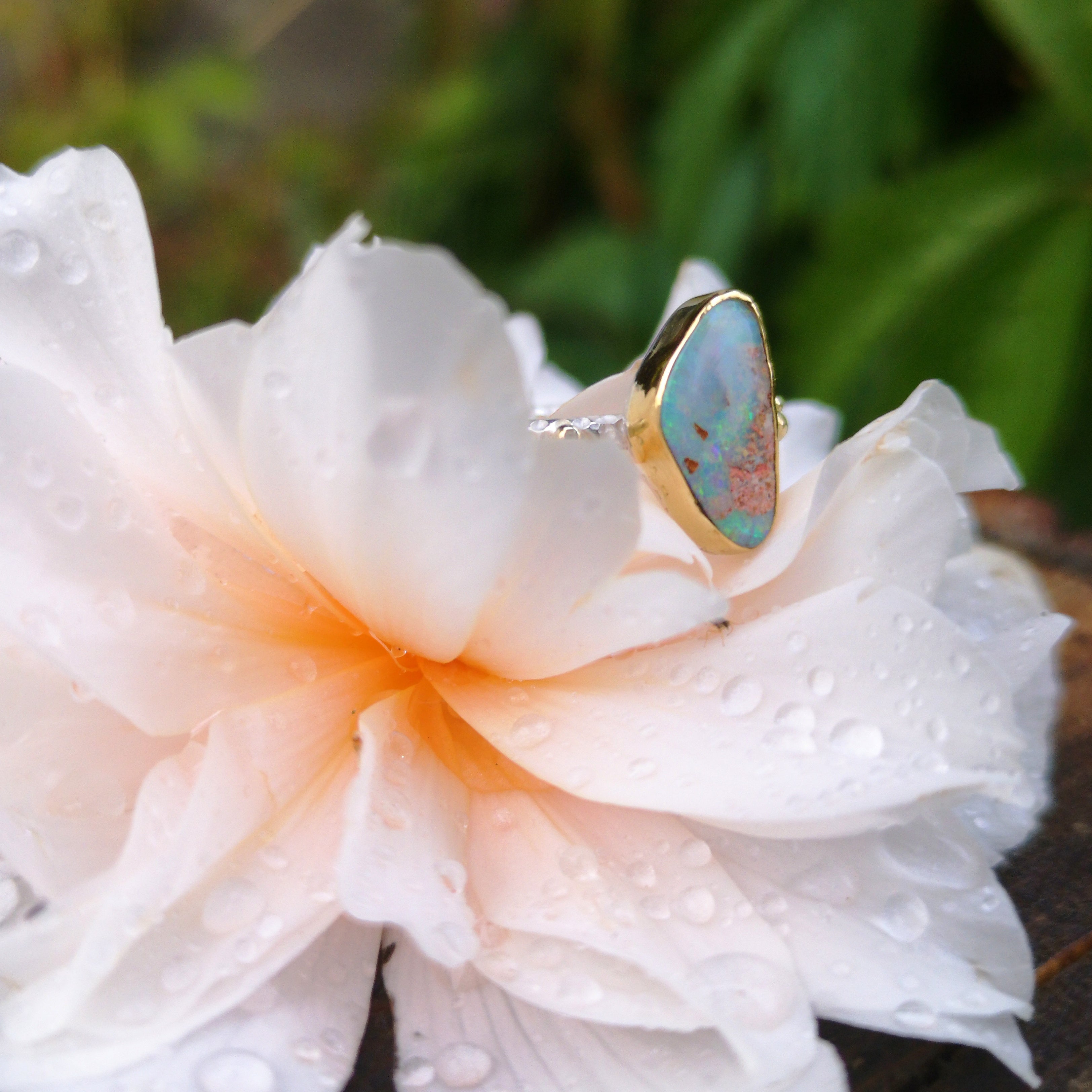 The Wonderland Ring - 22K Gold & Silver Australian Opal