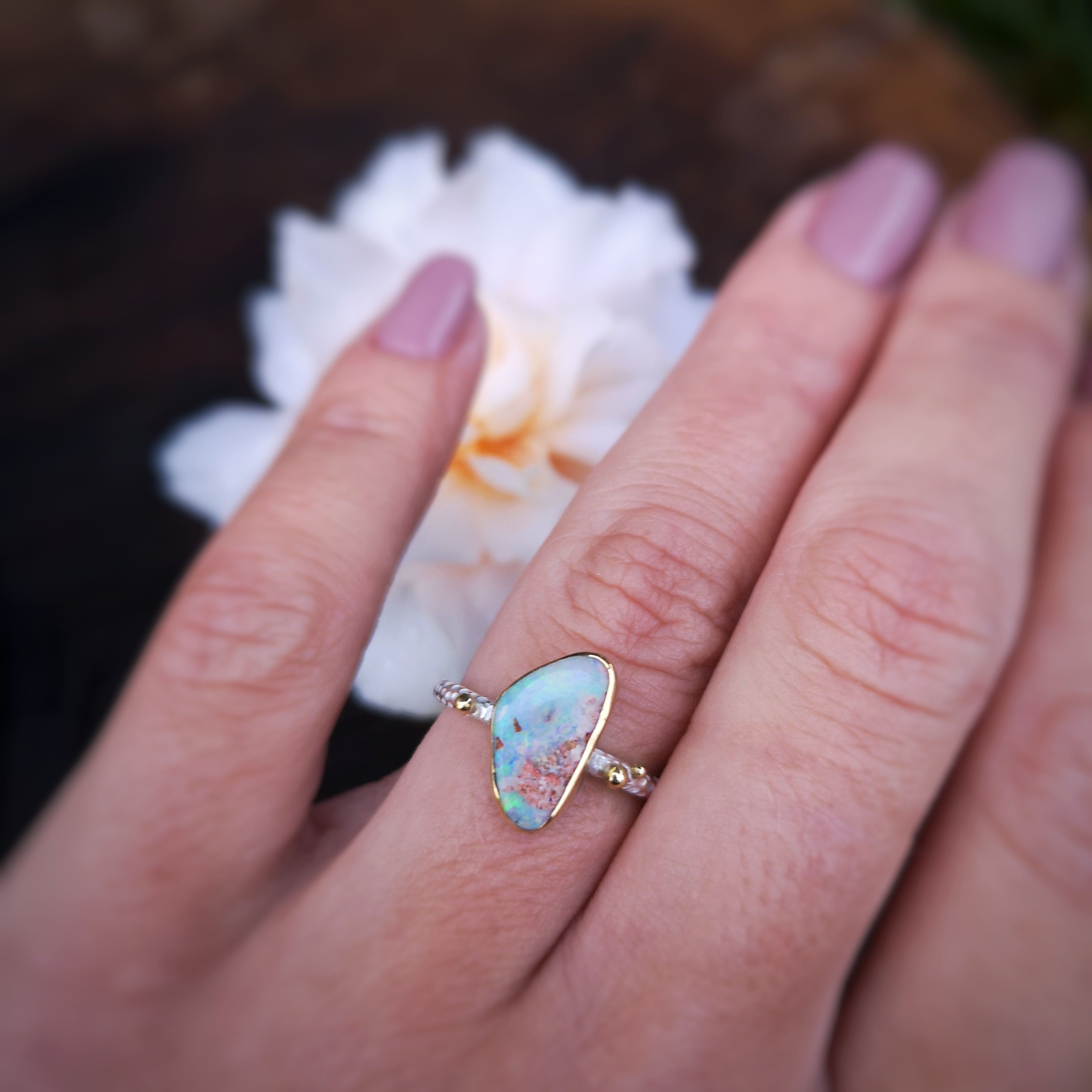 The Wonderland Ring - 22K Gold & Silver Australian Opal