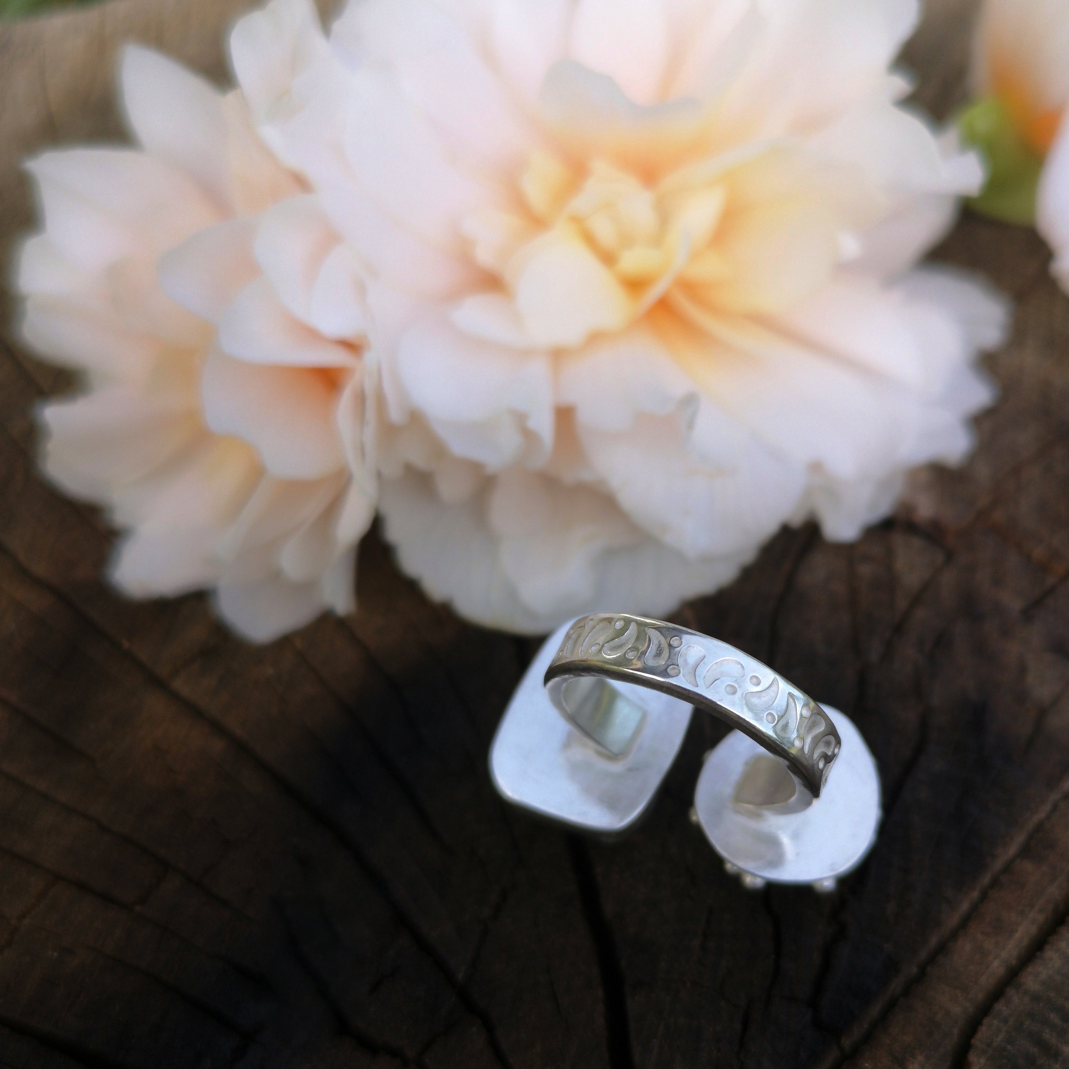 The Lake Ring - Aquamarine & Pearl