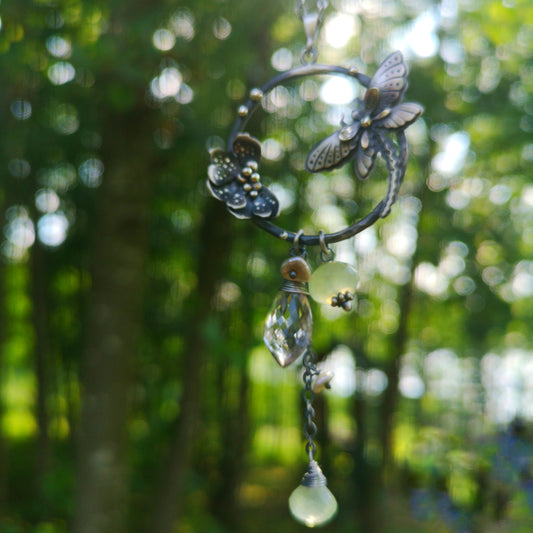 The Dragonfly Necklace I
