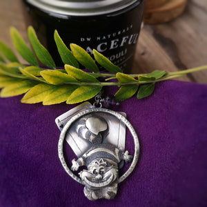 The Cheshire Cat Necklace
