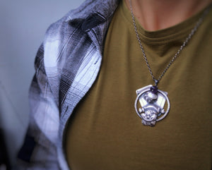 The Cheshire Cat Necklace