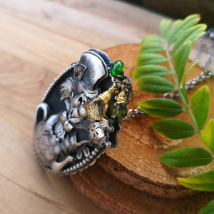 Mad Hatter - Alice in Wonderland Necklace