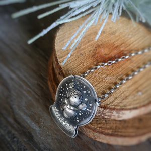 The Snowglobe Necklace