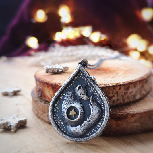The Bright Star - Fox Necklace
