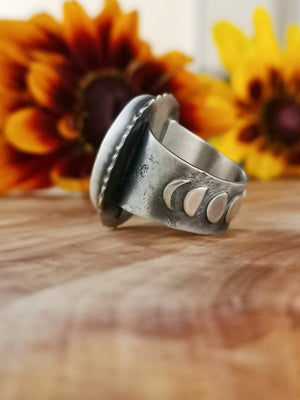 The Moon Ring US 9