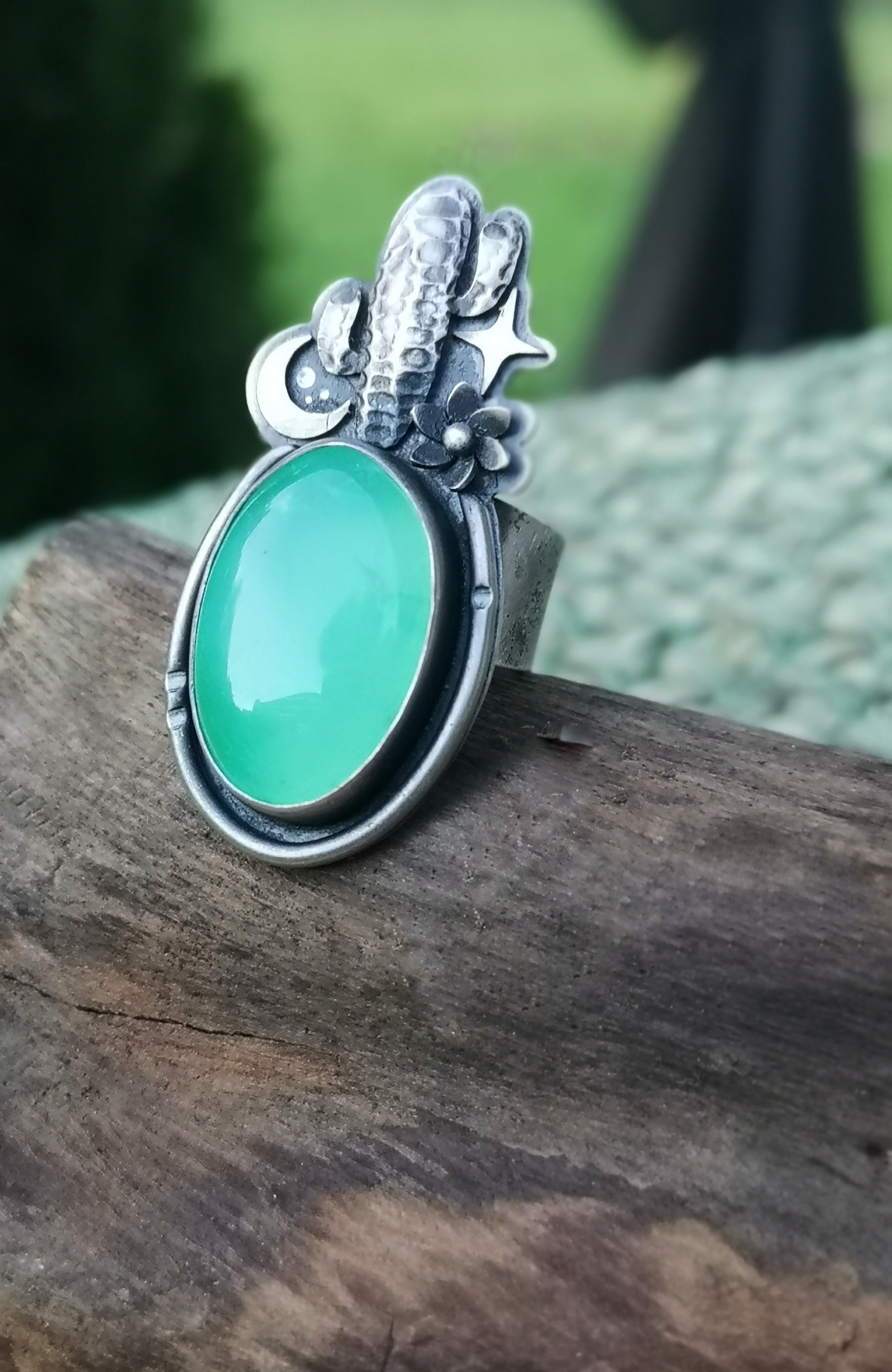 Saguaro Ring with Chrysoprase 6.75 US