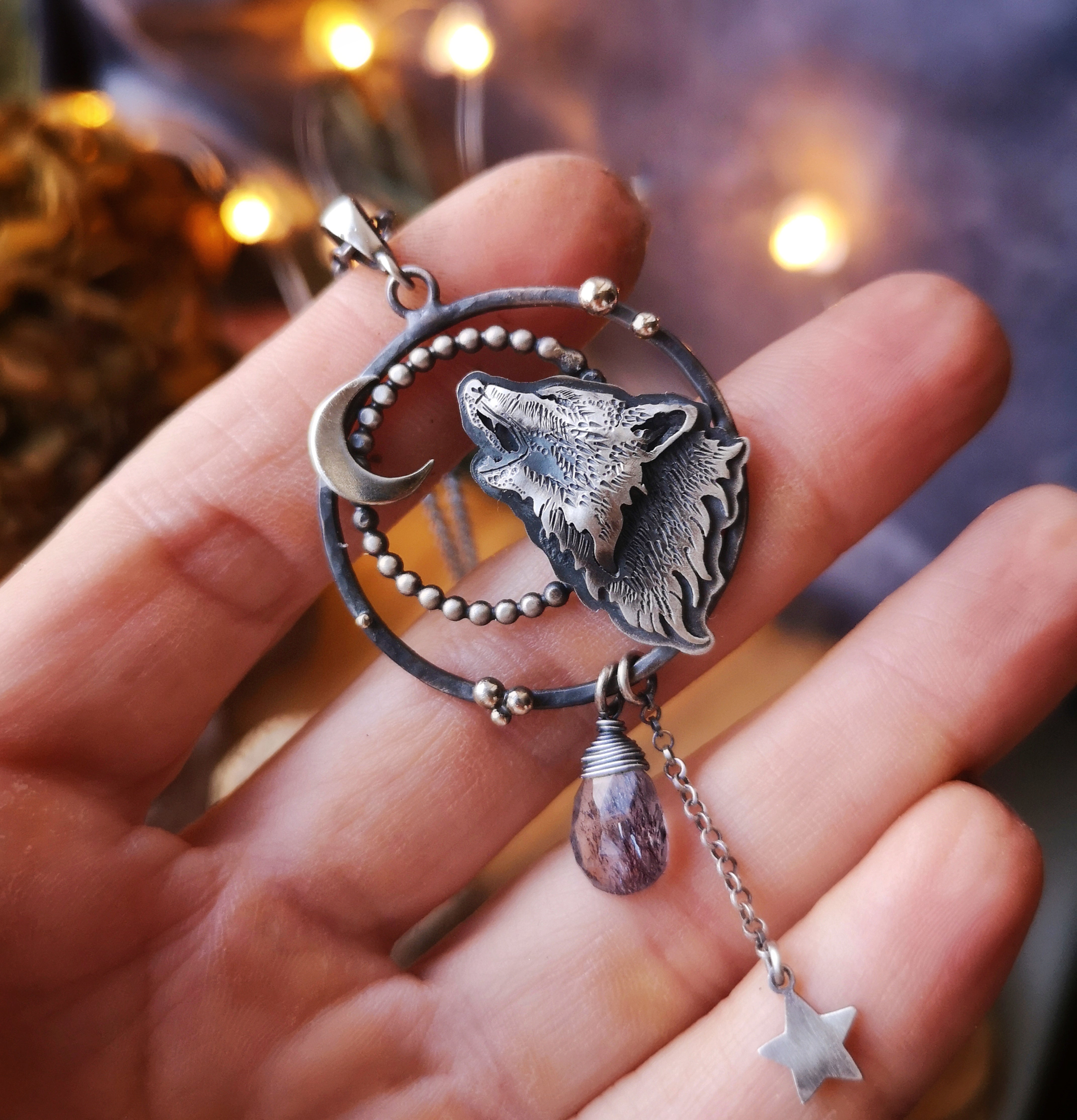 The Wolf Necklace - Moss Amethyst