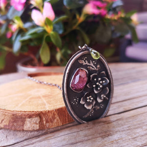 The Sakura Necklace