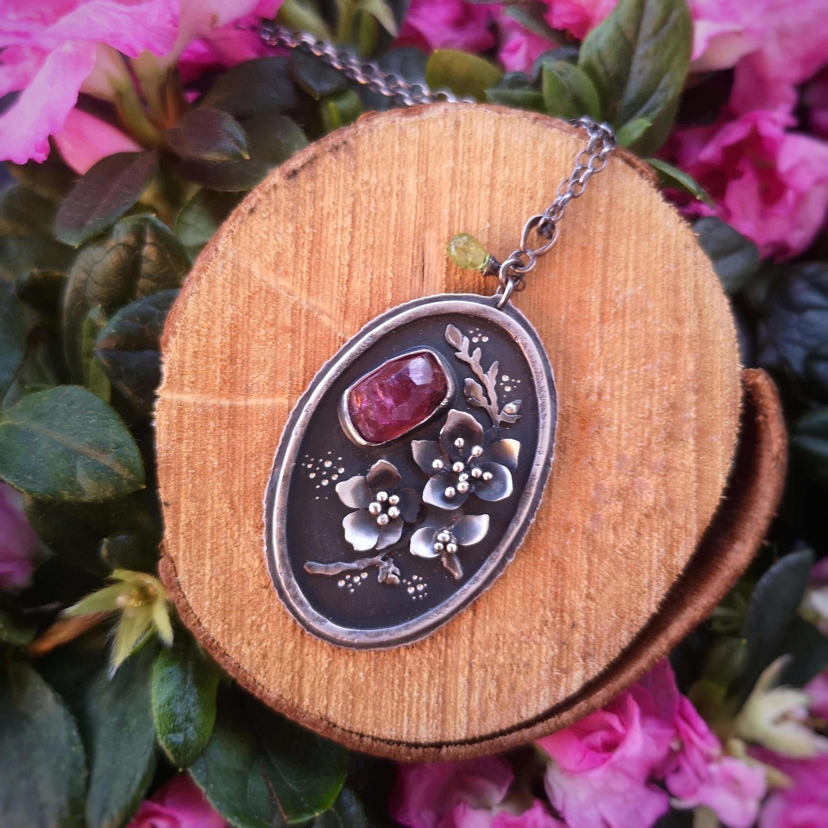 The Sakura Necklace