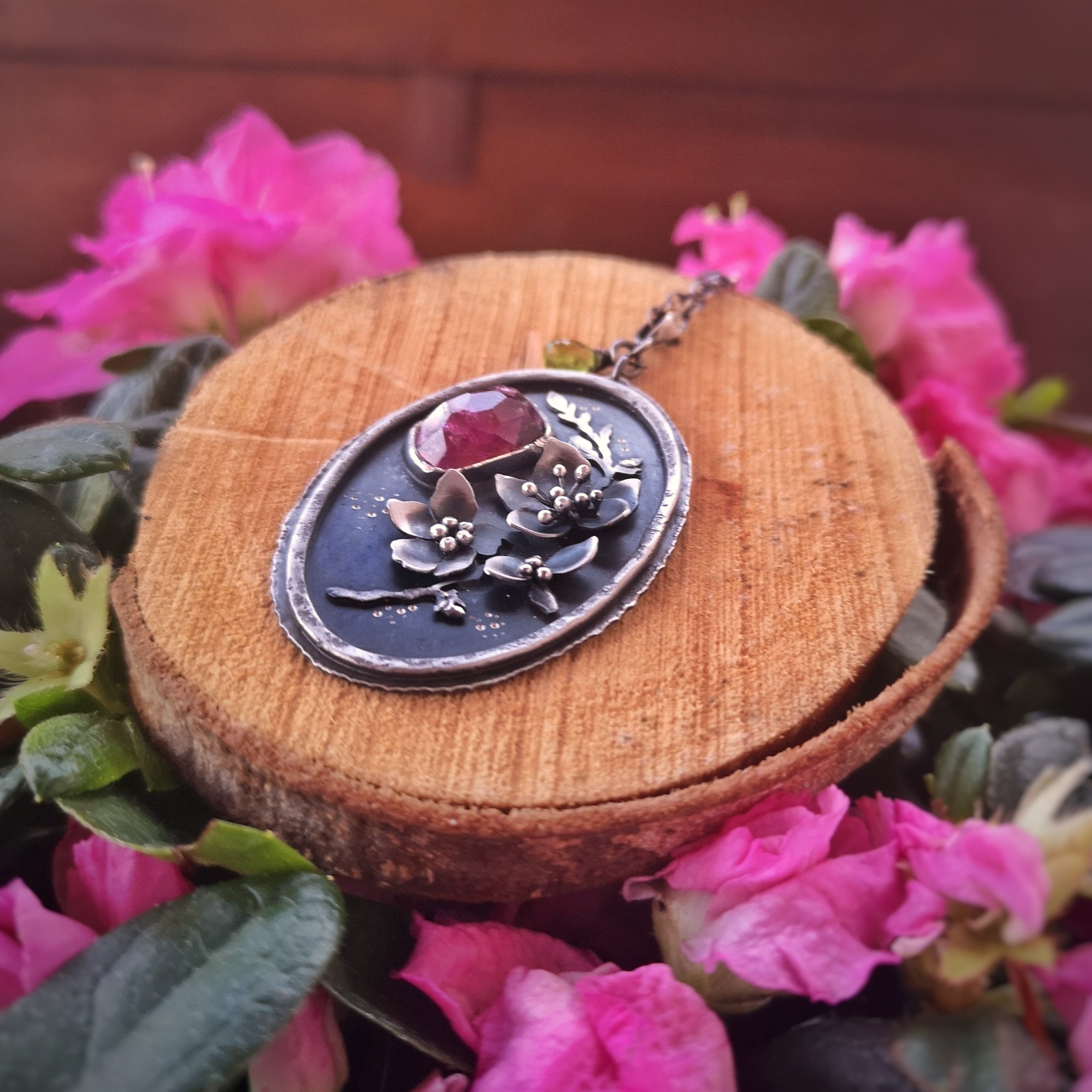 The Sakura Necklace