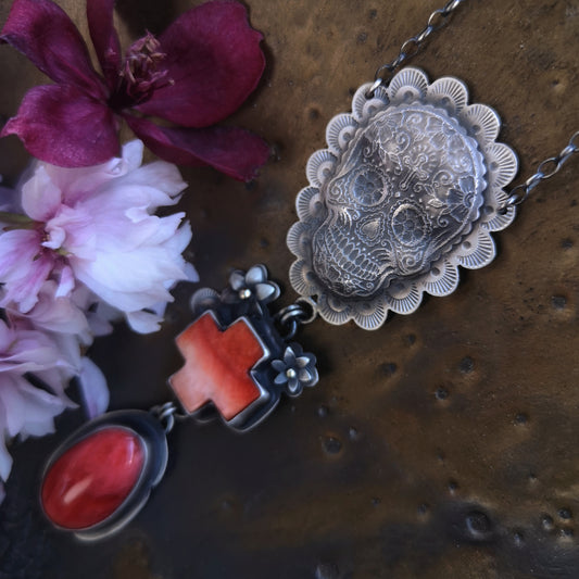 Skull Necklace -  Spiny Oyster Cross