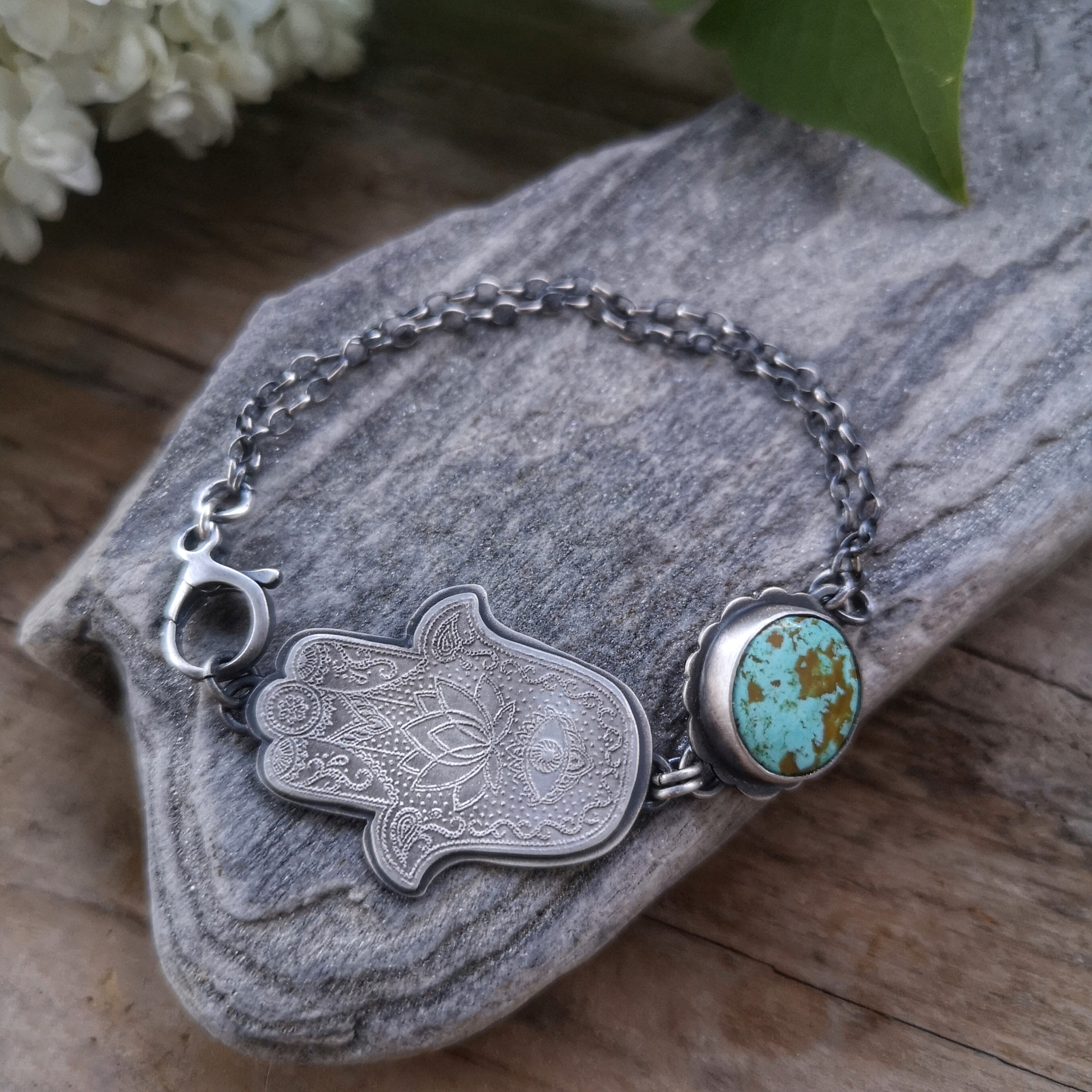 The Hamsa Amulet Bracelet