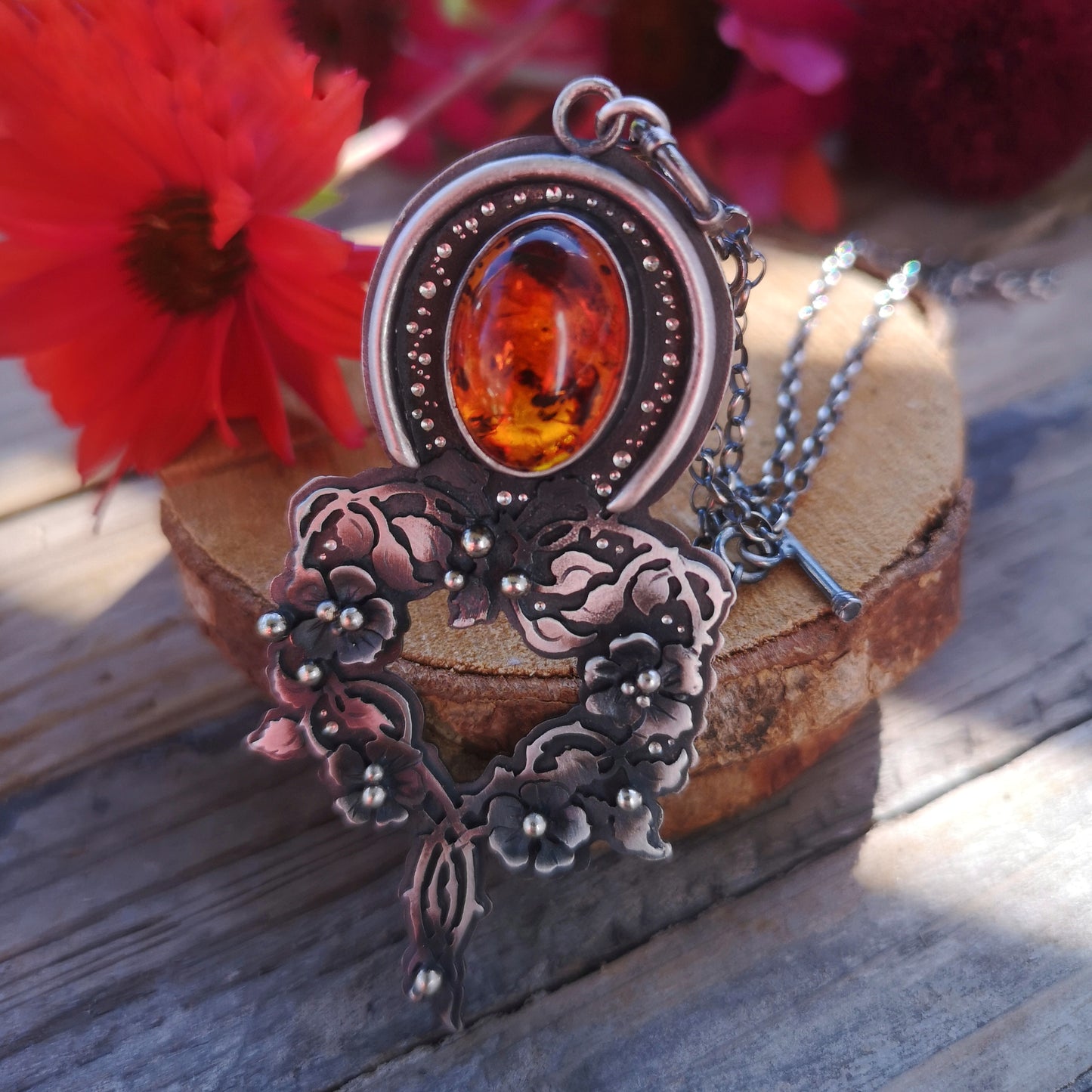 Amber Medicine Floral Necklace - Cognac Amber