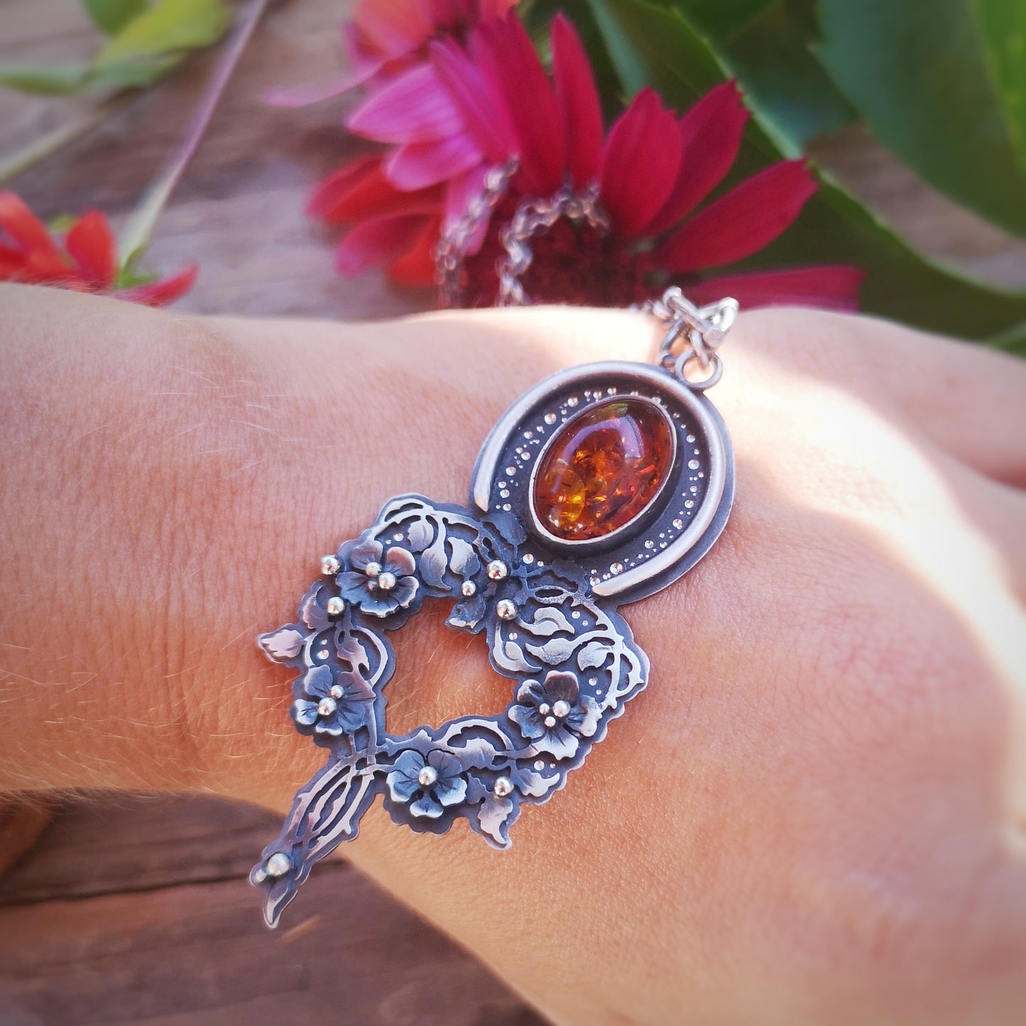Amber Medicine Floral Necklace - Cognac Amber