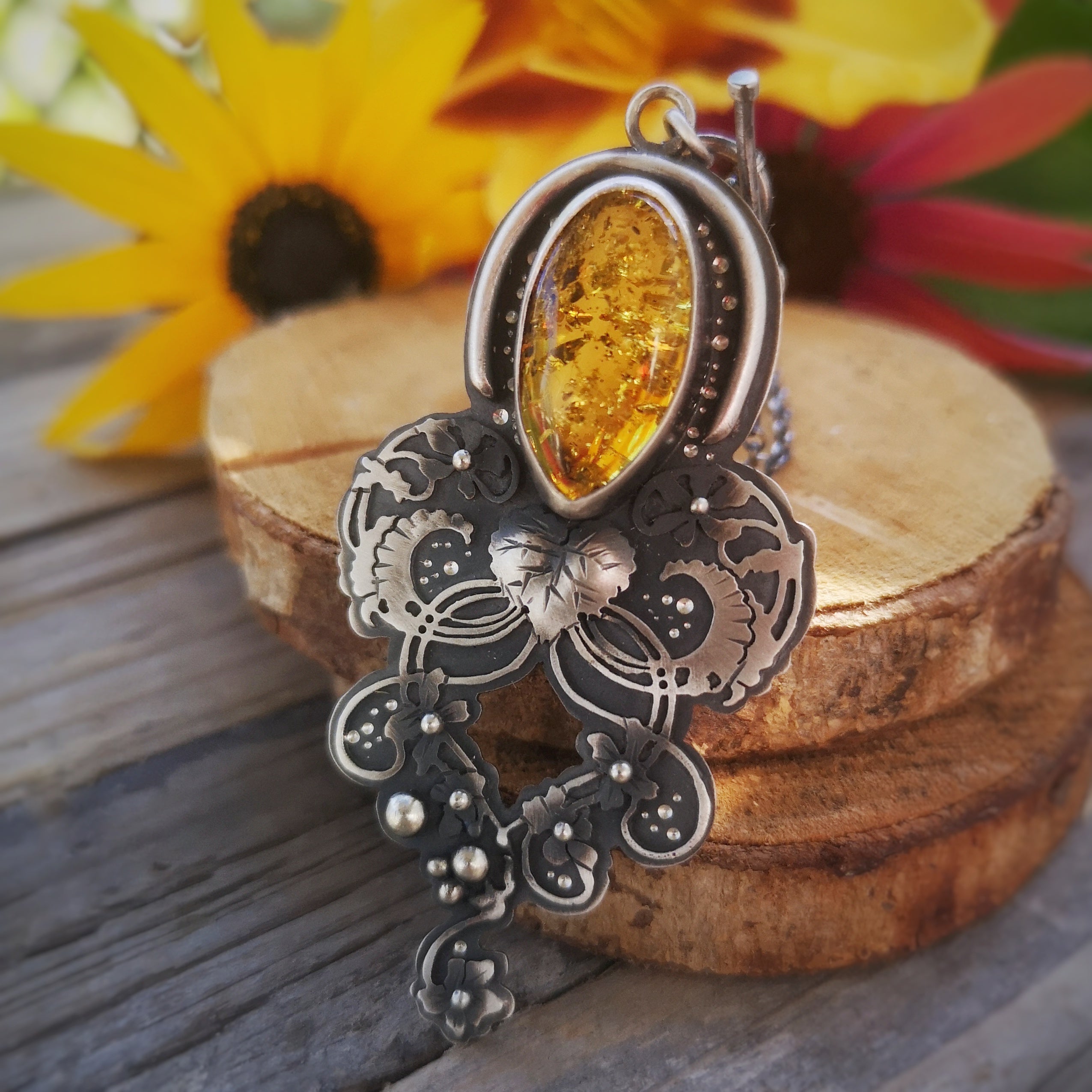 Amber Medicine Floral Necklace - Golden Amber