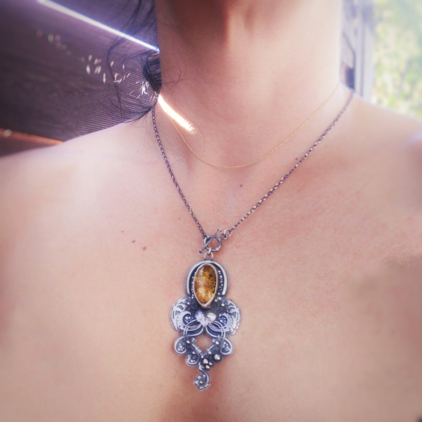 Amber Medicine Floral Necklace - Cognac Amber