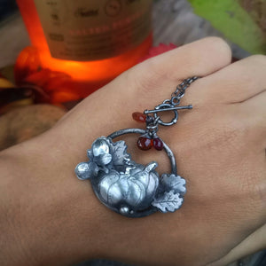 The Foliage Wreath Necklace