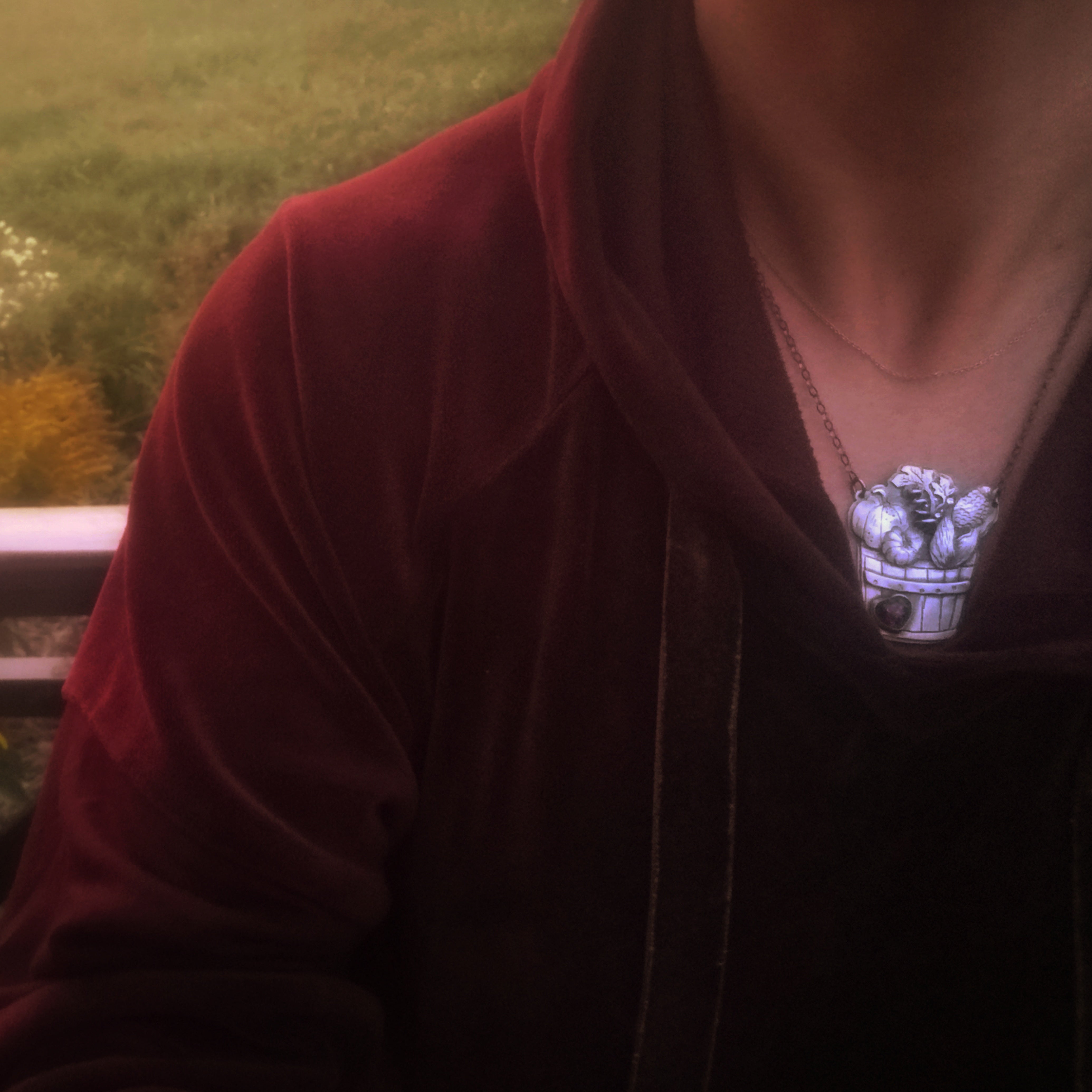 The Autumn Foliage Barrel Necklace