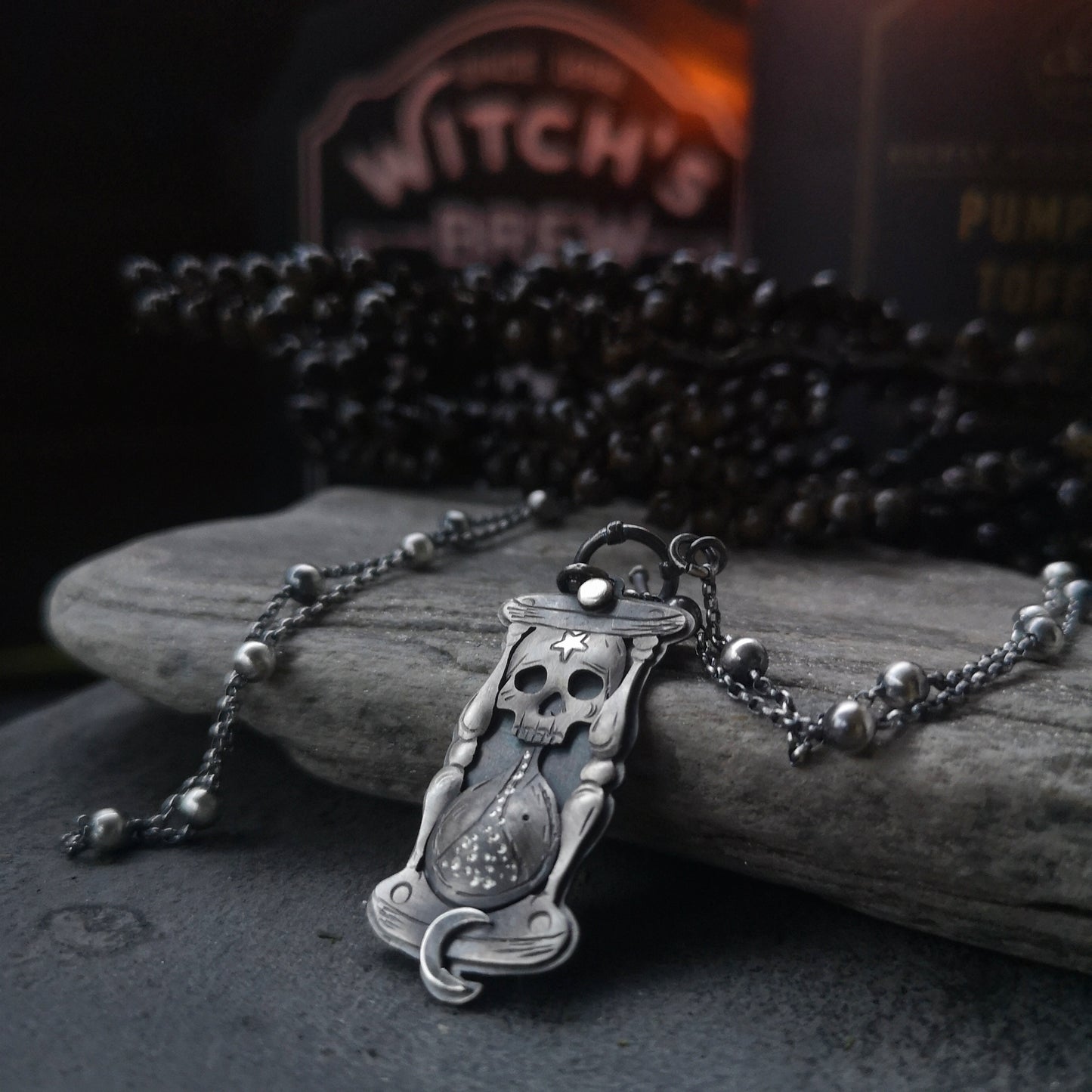 The Hourglass Necklace