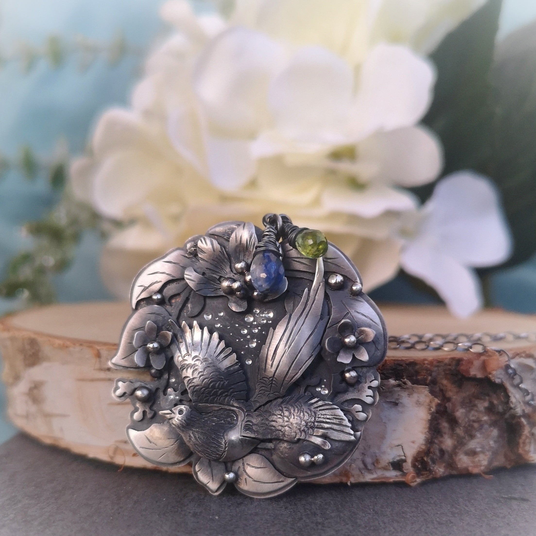 The Magpie Necklace