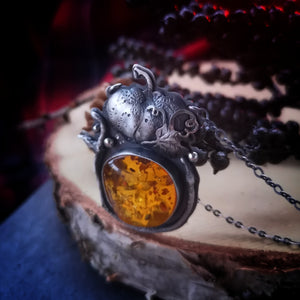 The Harvest Necklace - Golden Baltic Amber