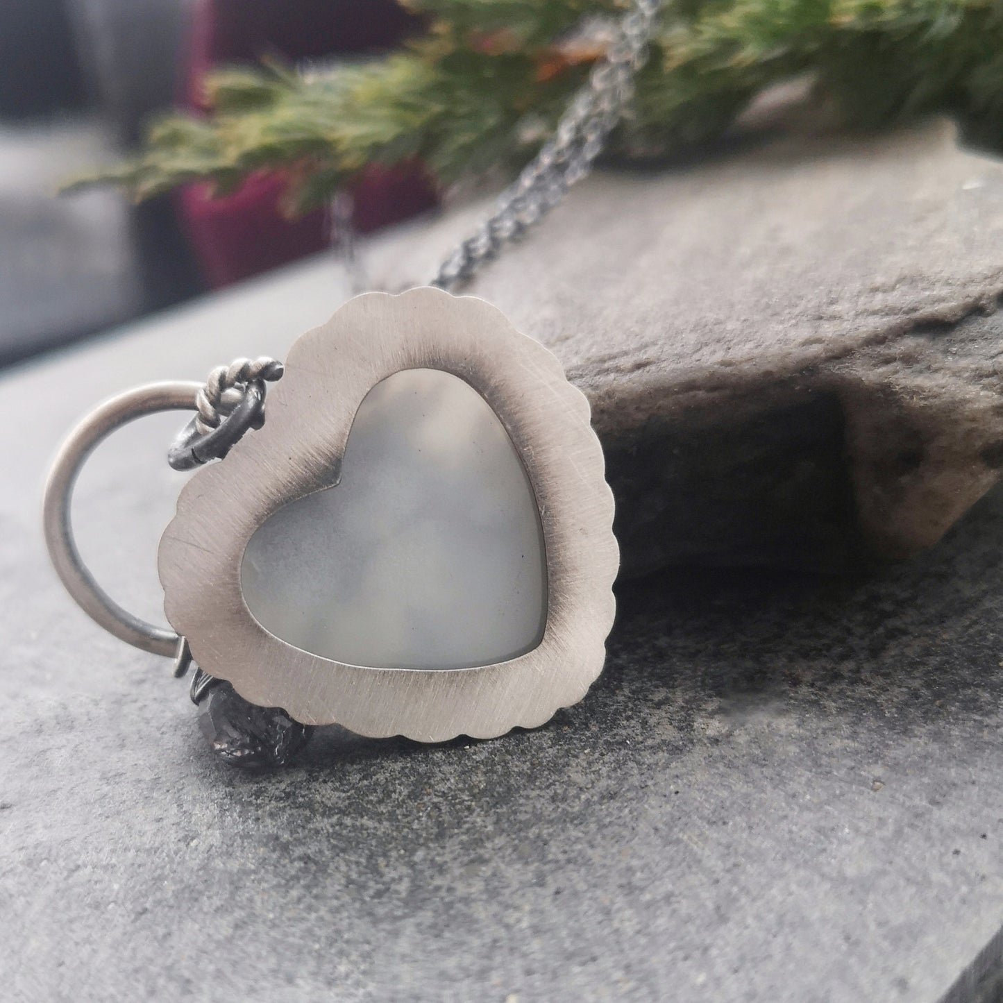The Hawk's Heart Necklace - Keum Boo Necklace
