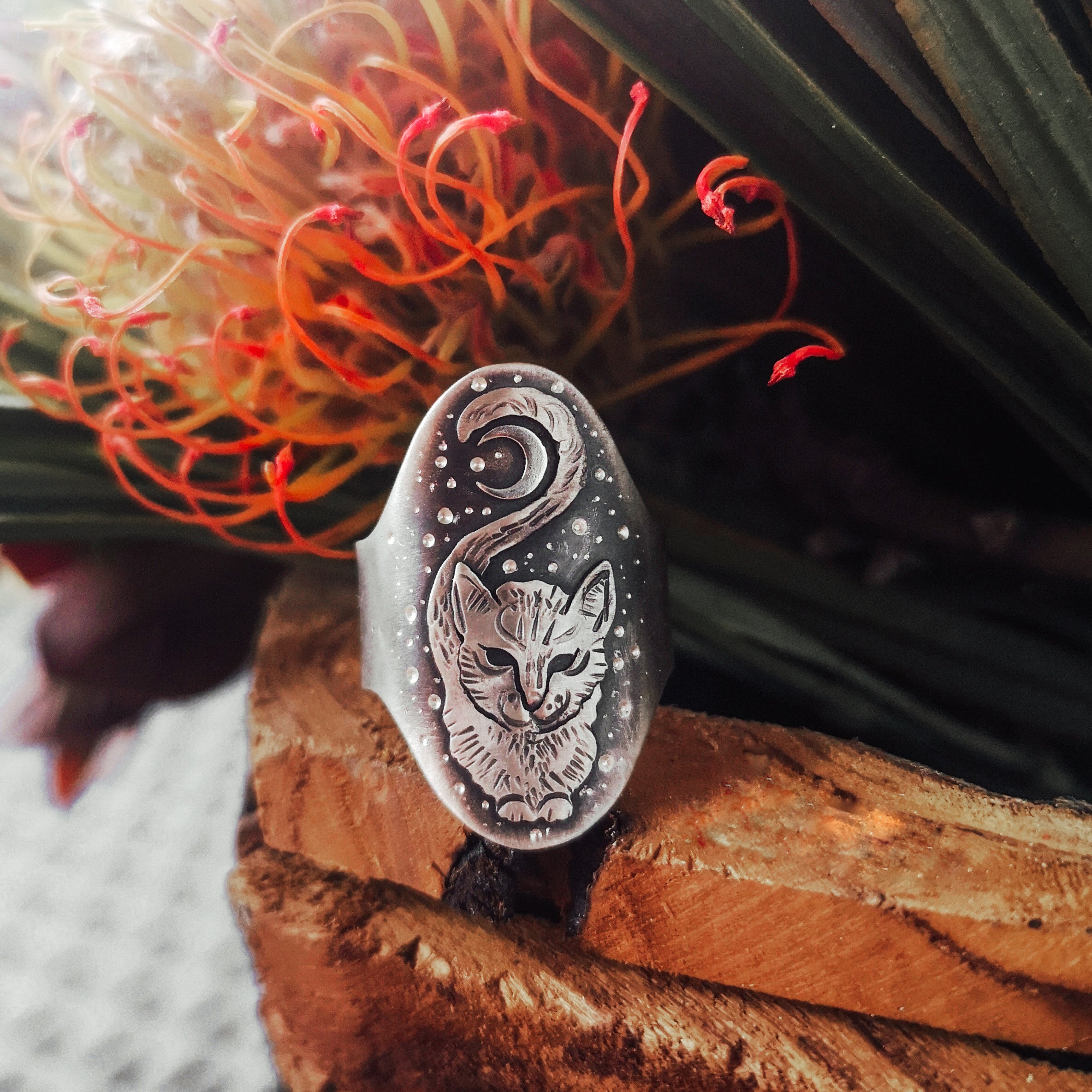 The Cat & The Moon Ring
