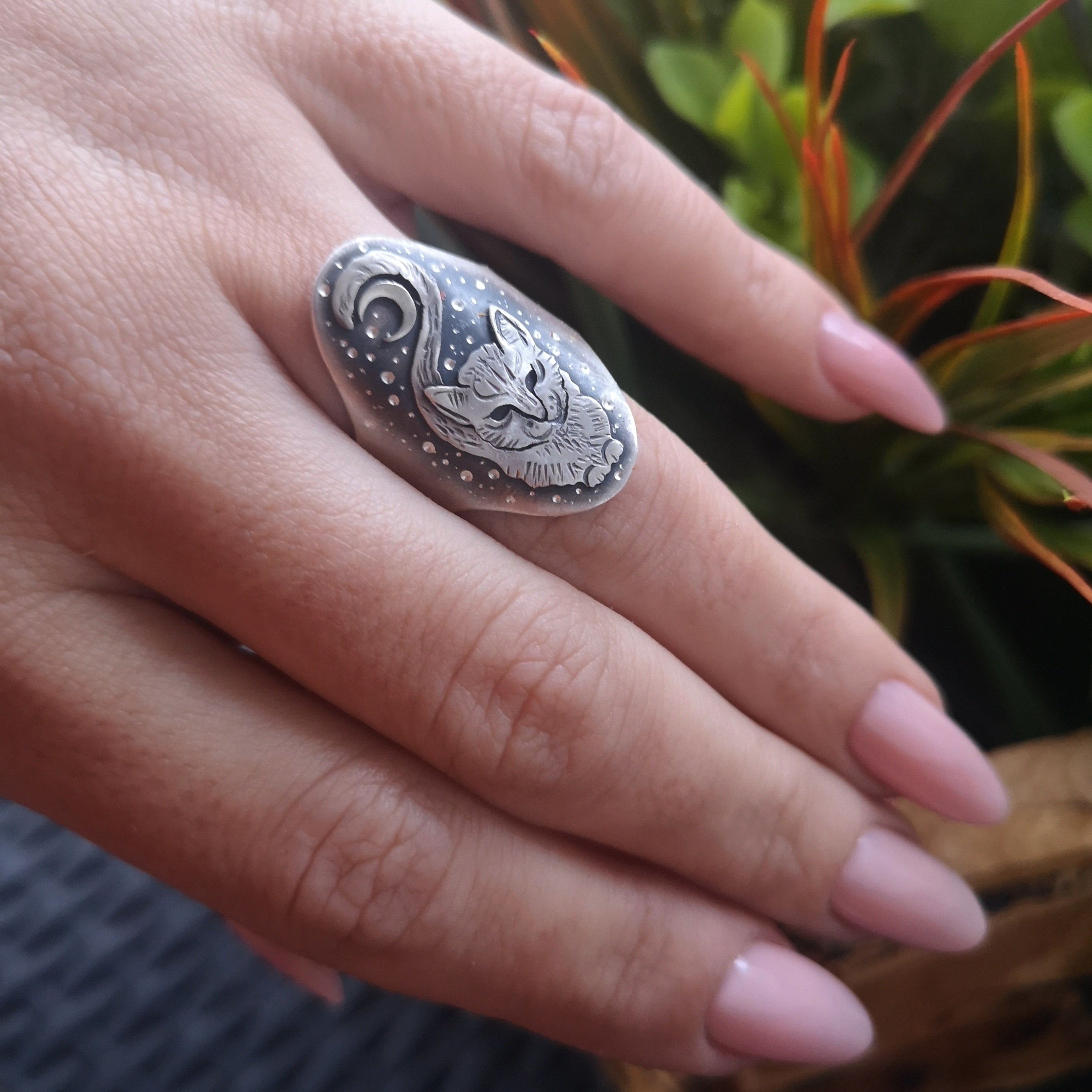The Cat & The Moon Ring