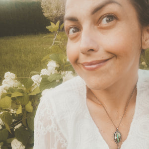 The Royston Ribbon Turquoise & Feather Necklace