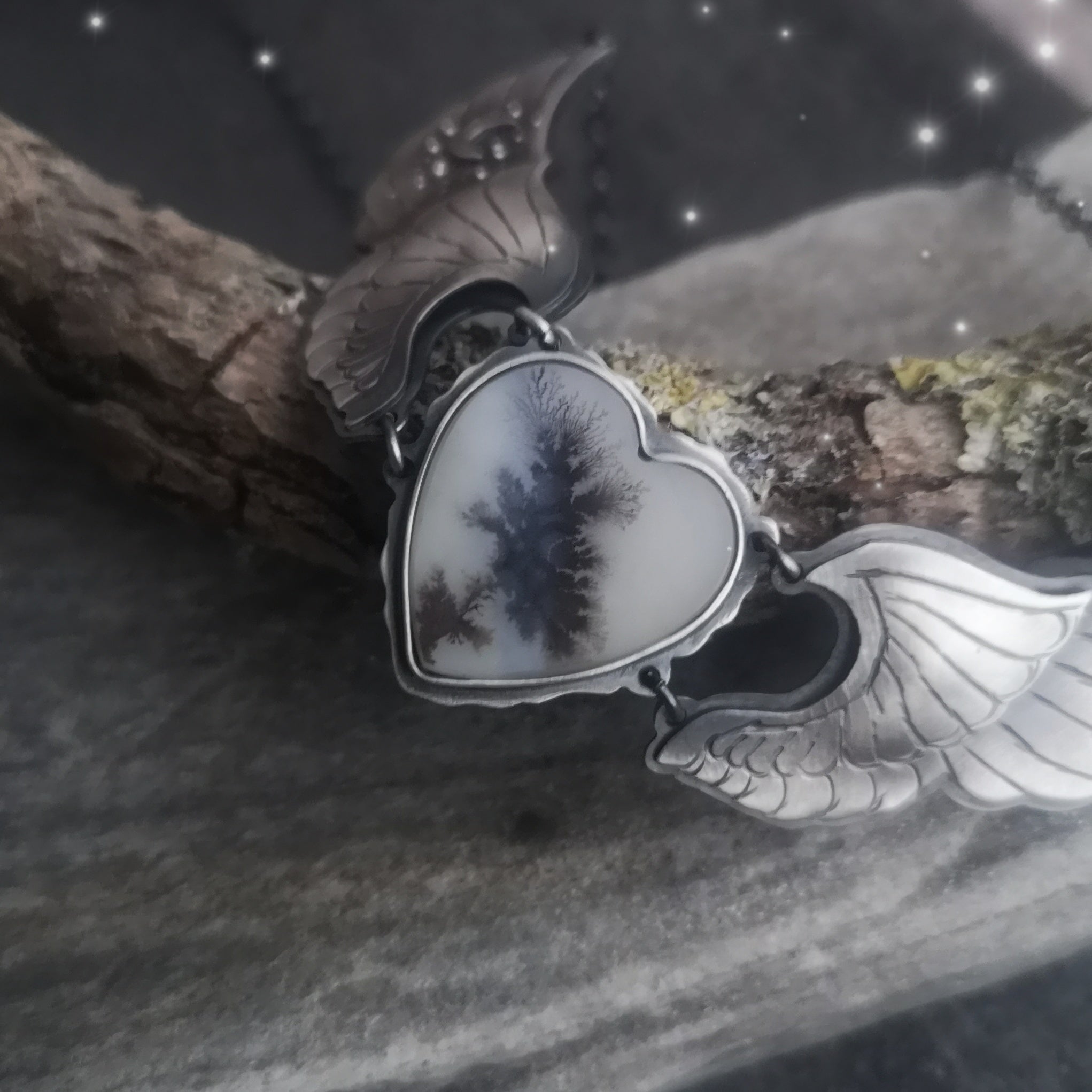 The Wings Necklace - Dendritic Agate Necklace