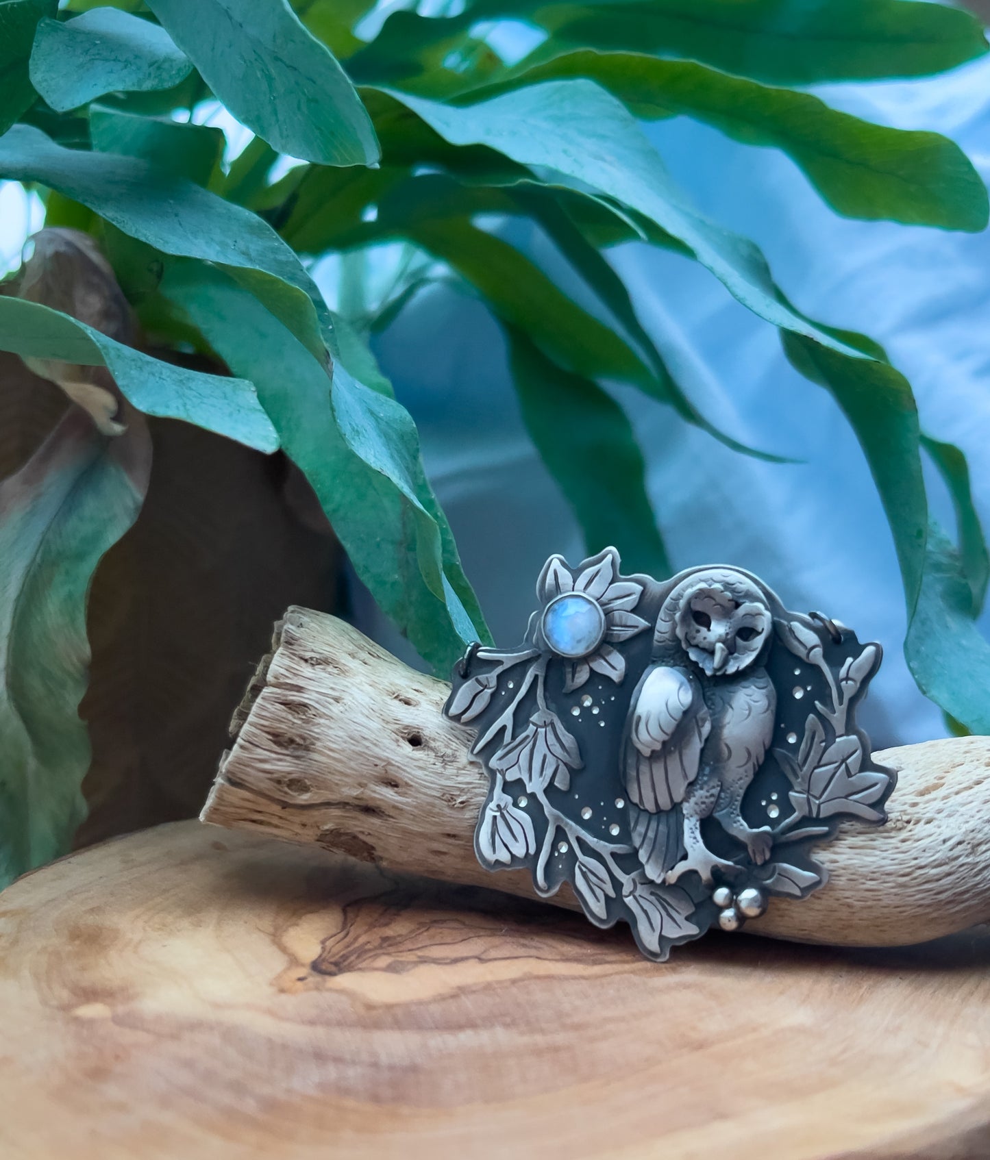 The Little Owl & Magnolia Necklace - Moonstone