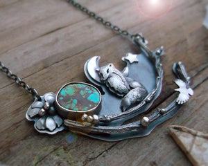 Night Fox Necklace - Arc Necklace with Turquoise