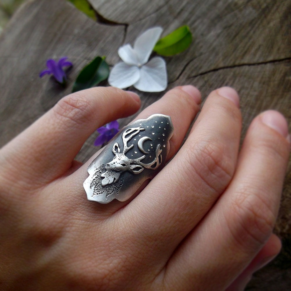 The Deer Saddle Ring