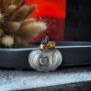 The Harvest Necklace - Pumpkin & Amber