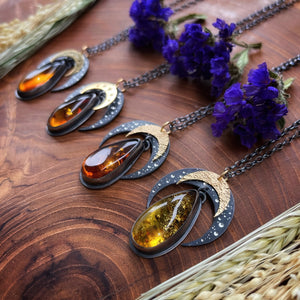 The Amber Lunula Talisman No3