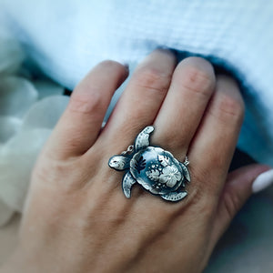 The Turtle & Hibiscus Necklace